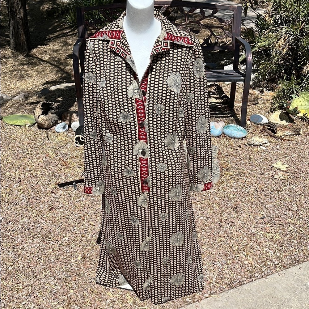 Vintage Handcrafted Stylish Black and White Patterned Dress with Red Accents